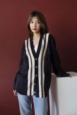 國模佳菲(白雪)大尺度人體私拍套圖(二) (61 照片)