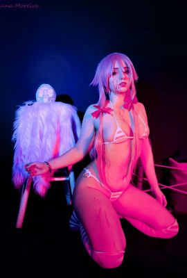 安娜莫雷拉 飾 尤諾