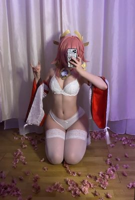 Epicinternetgf 八重美 (綠色內衣)