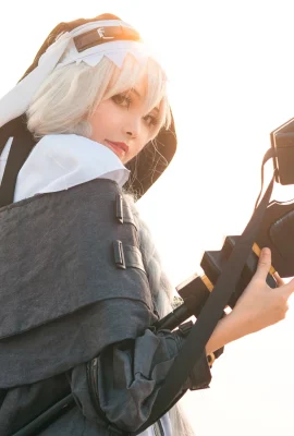 明日方舟幽靈鯊@-桃捲(9 照片)