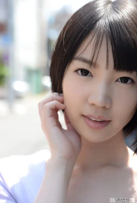 (鈴木心春) 神級顏值 氣質身材無可挑剔 (20 照片)