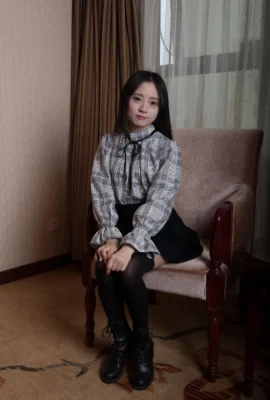 國模景甜賓館大尺度人體私拍套圖 (170 照片)