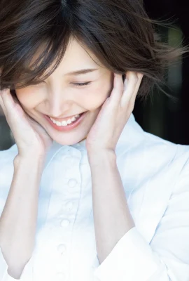 (葵つかさ) 豐滿雙球直接炸出…實在很犯規 (41 照片)