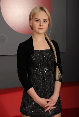 伊莎貝拉星星 – 芥末（120 相片）