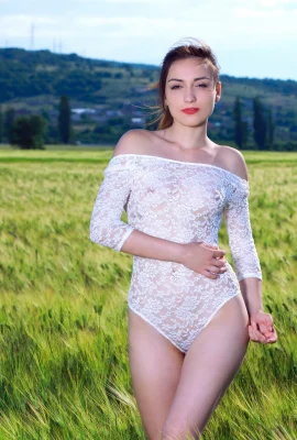 加百列 – 裸體風景 (119 相片)