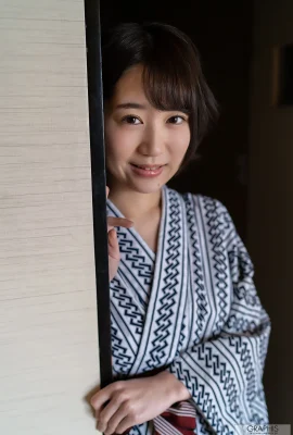 (藤江史帆) 白嫩美乳全洩 渾圓多汁擋不住 (28 圖片)