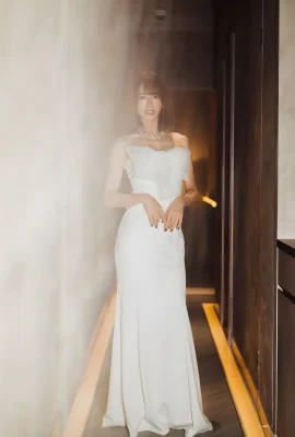 (希島あいり) 氣質大姊姊皮膚白皙又鮮嫩 火辣身材毫不遮掩 (28 圖片)