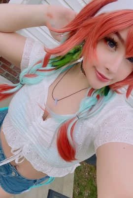 科學怪人 – Kiara 新服裝