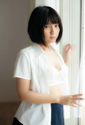 (乃木蛍) 忍不住直盯胸前「白皙歐派」畫面太讚 (9 圖片)