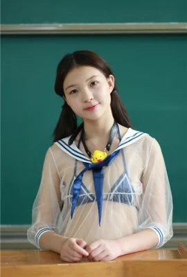 在校清純女孩約拍人體寫真套圖 (212 相片)