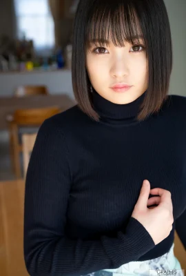 (愛寶すず) 妹子有著巨型肉色氣囊 網看了一秒淪陷 (20 圖片)