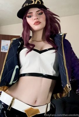 最可愛的小貓阿卡莉