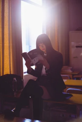 小野妹w – 冬季服裝超短裙 (17P)