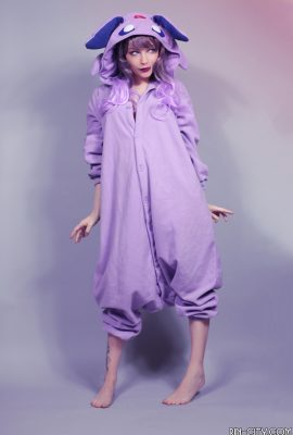 還有——埃斯彭