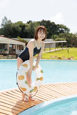 (Mana 真奈) 養眼白嫩身材呼之欲出！太性感 (44 相片)