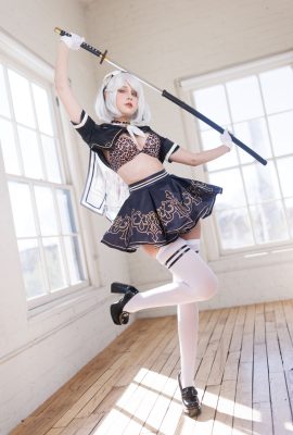 珍萬萬 – 2B 超短裙