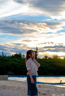 (波多野結衣) 擋不住的大長輩掉出 魅惑的性感瞬間 (22 圖片)