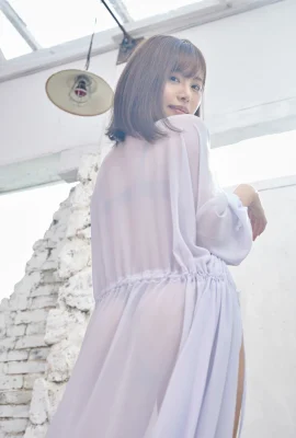 (本郷愛) 曲線翹臀超緊實 全身赤裸辣度破表 (26 圖片)