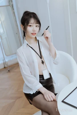 EXC #095 SAIKA 河北彩花(41 相片)