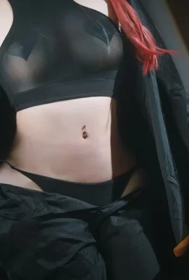 小容仔咕咕咕w – 鏈鋸人 瑪奇瑪(45 相片)