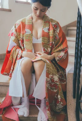 (黒嵜菜々子) 自信狂曬好身材 又猛又深 (32 照片)