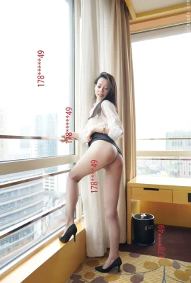 國模言沫大尺度人體私拍 (112 照片)