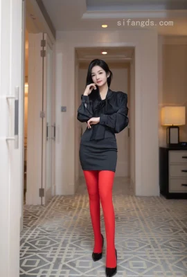 譚小靈《私購流出》