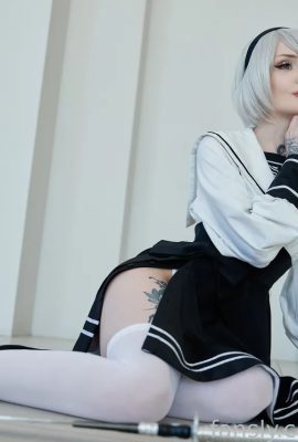 Zirael REM  –  2B女學生
