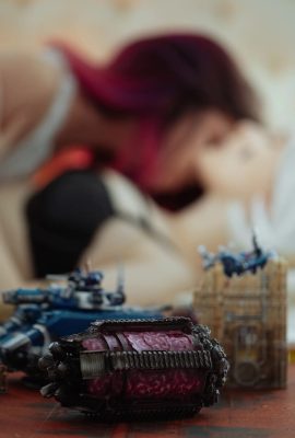 Purring_power＆Shiera13  – 戰鎚40K遊戲玩家女孩