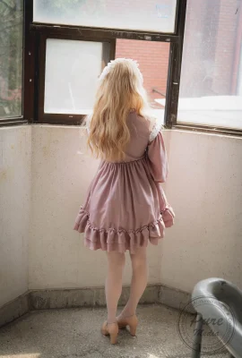 (Jelly ) 露出超兇猛「渾圓美尻」實在辣翻！ (32 圖片)