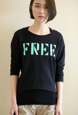 伊麗莎白【相約中國】《白色床單上的美女》 (325 照片)