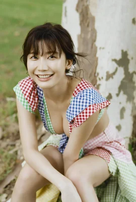 (小倉優香) 空靈絕美神顏值 身材誘惑衝破螢幕 (33 相片)