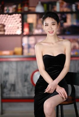 何詩婷國模2021.11.03大尺度私拍disk1 (266 圖片)