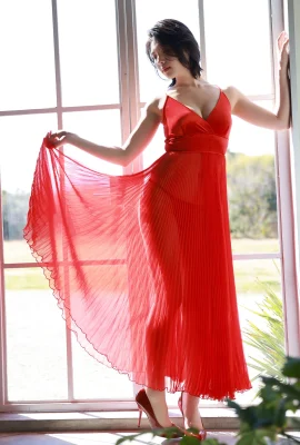 (相楽伊織) 前偶像新面貌 比基尼寫真大膽露出 (28 圖片)