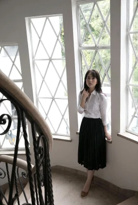 (薄井しお裡) 性感深溝畫面太誘惑！想擁入懷中 (30 照片)