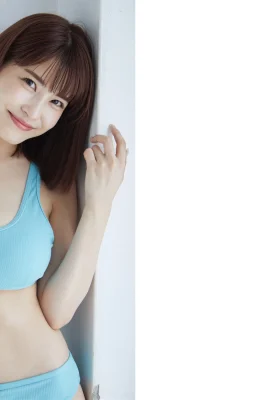 岸明日香EXCITING ASUKA (49 照片)