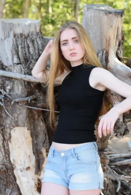 莉娜·弗洛拉（Lena Flora） – 溫柔的靈魂（112張照片）