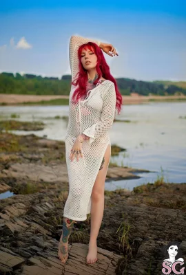 【自殺女孩】2025年3月20日 –  Hellia  –  Mermaids存在【48p】