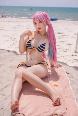 彌賽亞黃 – Aqua 比基尼