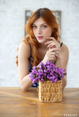 【femjoy】3月27日，2025年 – 納蒂·埃文斯（Naty Evans） – 花朵【106p】