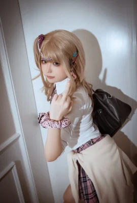 Quan冉有點餓 – 辣妹的男朋友 (76 圖片)