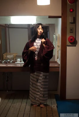 (由愛可奈) 火辣身材 惹火渾圓弧度全看光 (46 圖片)