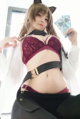 YiXiaoYangZe 一小央澤 – Arknights Skyfire 明日方舟 天火 (50 照片)