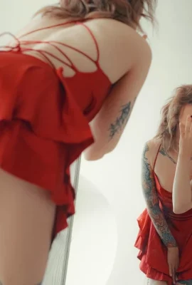 【自殺女孩】2025年5月10日 –  awondrr  – 玫瑰是紅色的【46p】