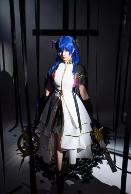 Coser小姐姐星之遲遲明日方舟本-Heartbeat主題性感多套服飾系列秀完美身材誘惑寫真 17