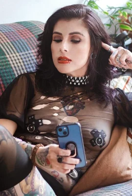 【自殺女孩】2025年5月19日 – 小說 – 明亮的黑暗【59p】