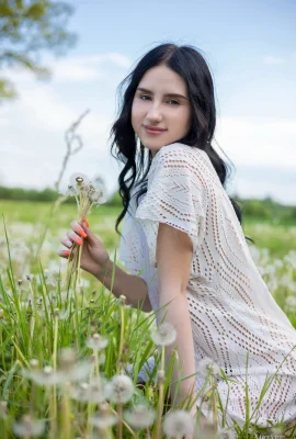 Sasha Jane  – 蒲公英（105張照片）