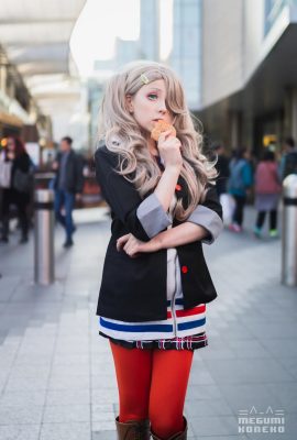 Megumi Koneko  – 安