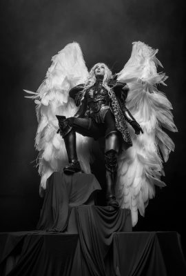 Oladushek11-女性樂觀