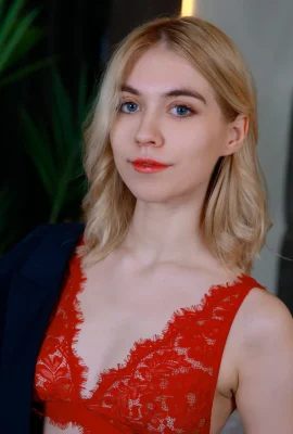 Mia Muse  – 準備彈跳（103張照片）